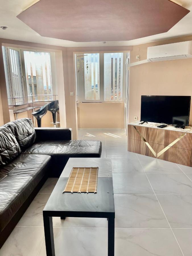 Sea View / Sea Garden Maisonette Varna Bagian luar foto
